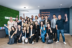 从中国到伦敦：k8凯发国际国际的 “无边界” 平台，让优秀者与世界对话